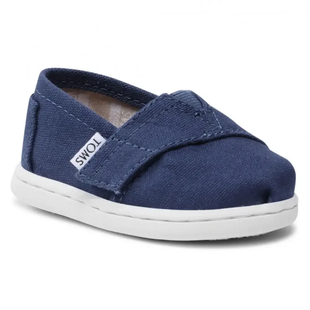 Toms classic shoes